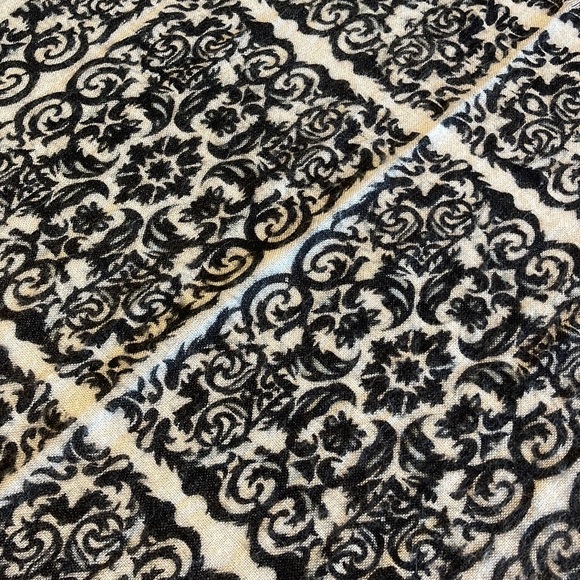 RW&Co Scarf - Picture 6 of 6